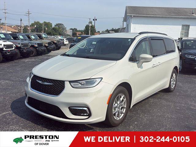 Certified 2021 Chrysler Pacifica Touring w/ Cold Weather Group