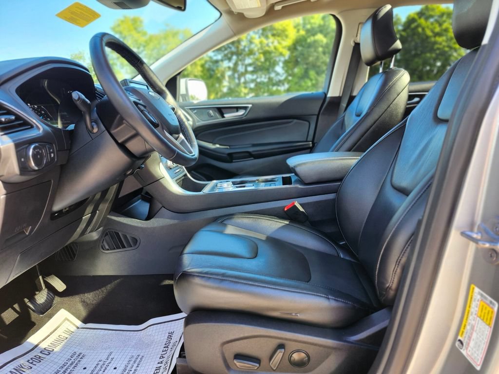 Certified 2022 Ford Edge Titanium AWD/4WD image 18