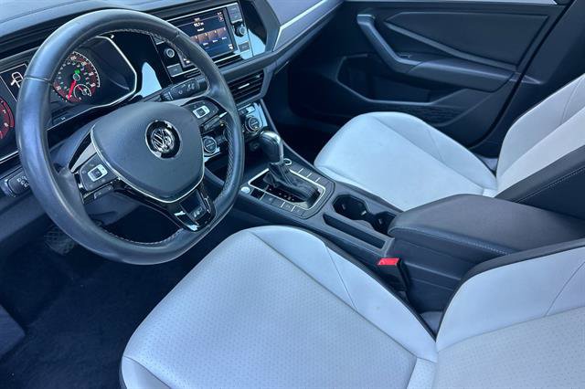 Used 2019 Volkswagen Jetta R-Line FWD image 9