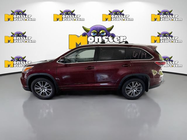 Used 2016 Toyota Highlander XLE AWD/4WD image 7