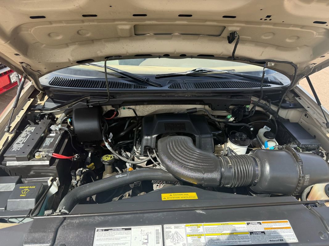 Used 1999 Ford F150 XLT image 25