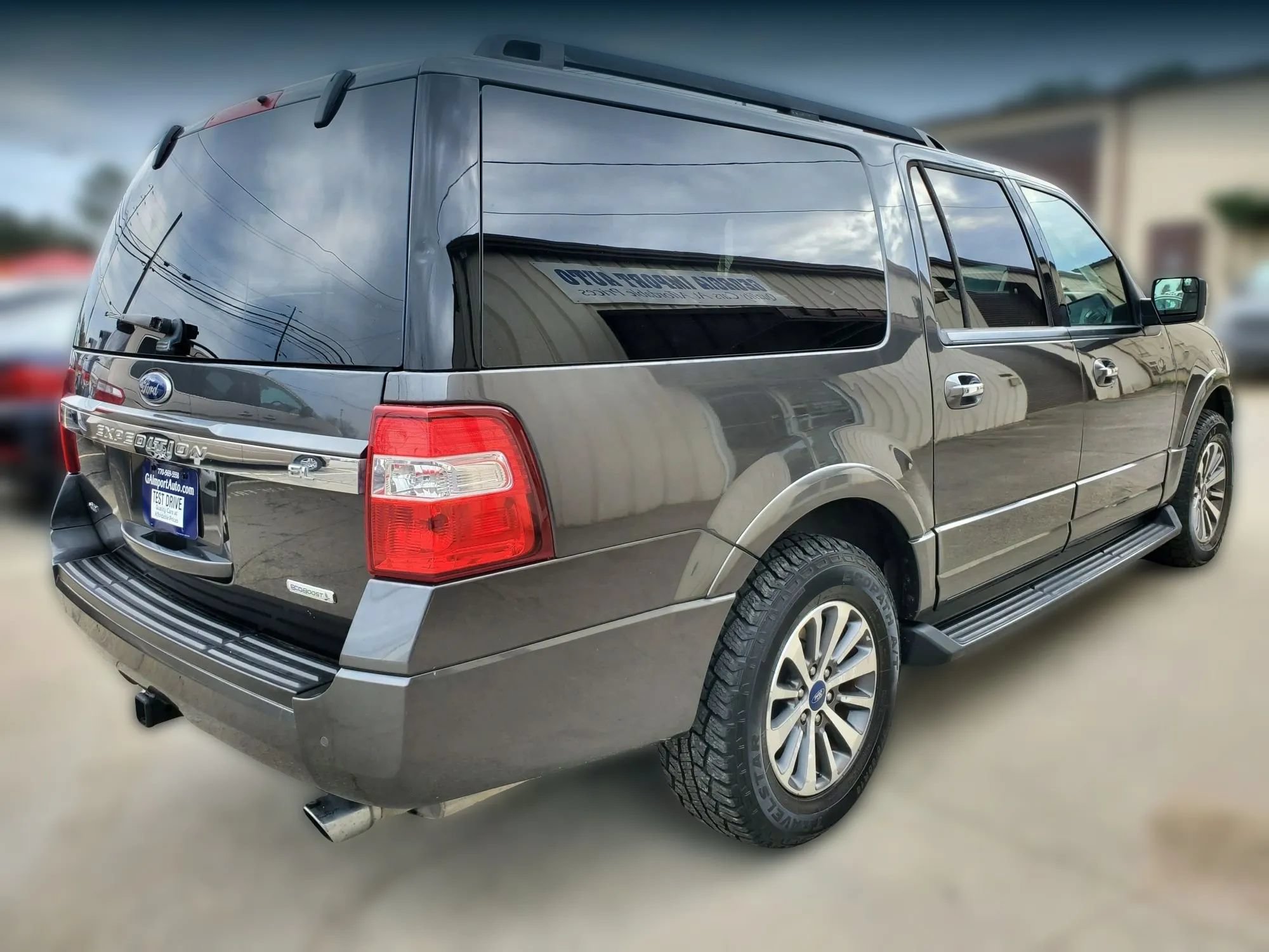 Used 2017 Ford Expedition EL XLT AWD/4WD image 14
