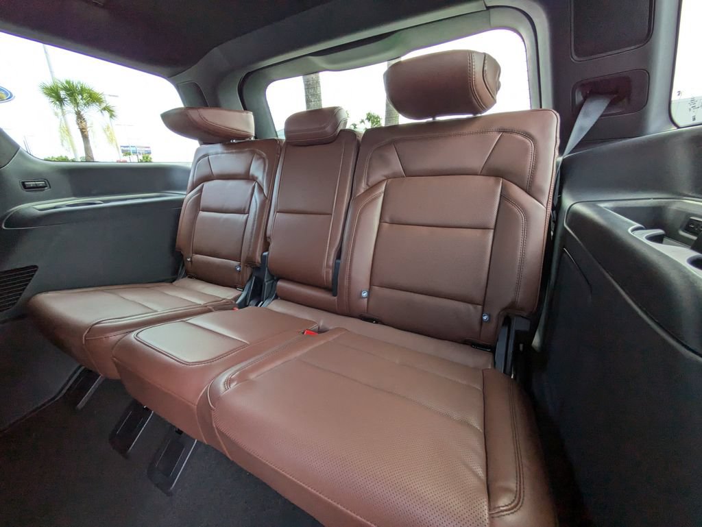 New 2027 Lincoln Navigator Reserve AWD/4WD image 14
