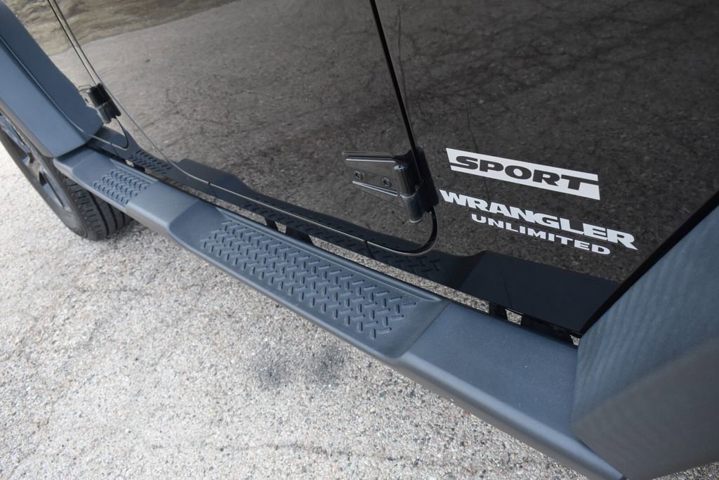 Used 2016 Jeep Wrangler Unlimited Sport w/ Quick Order Package 24S AWD/4WD image 14