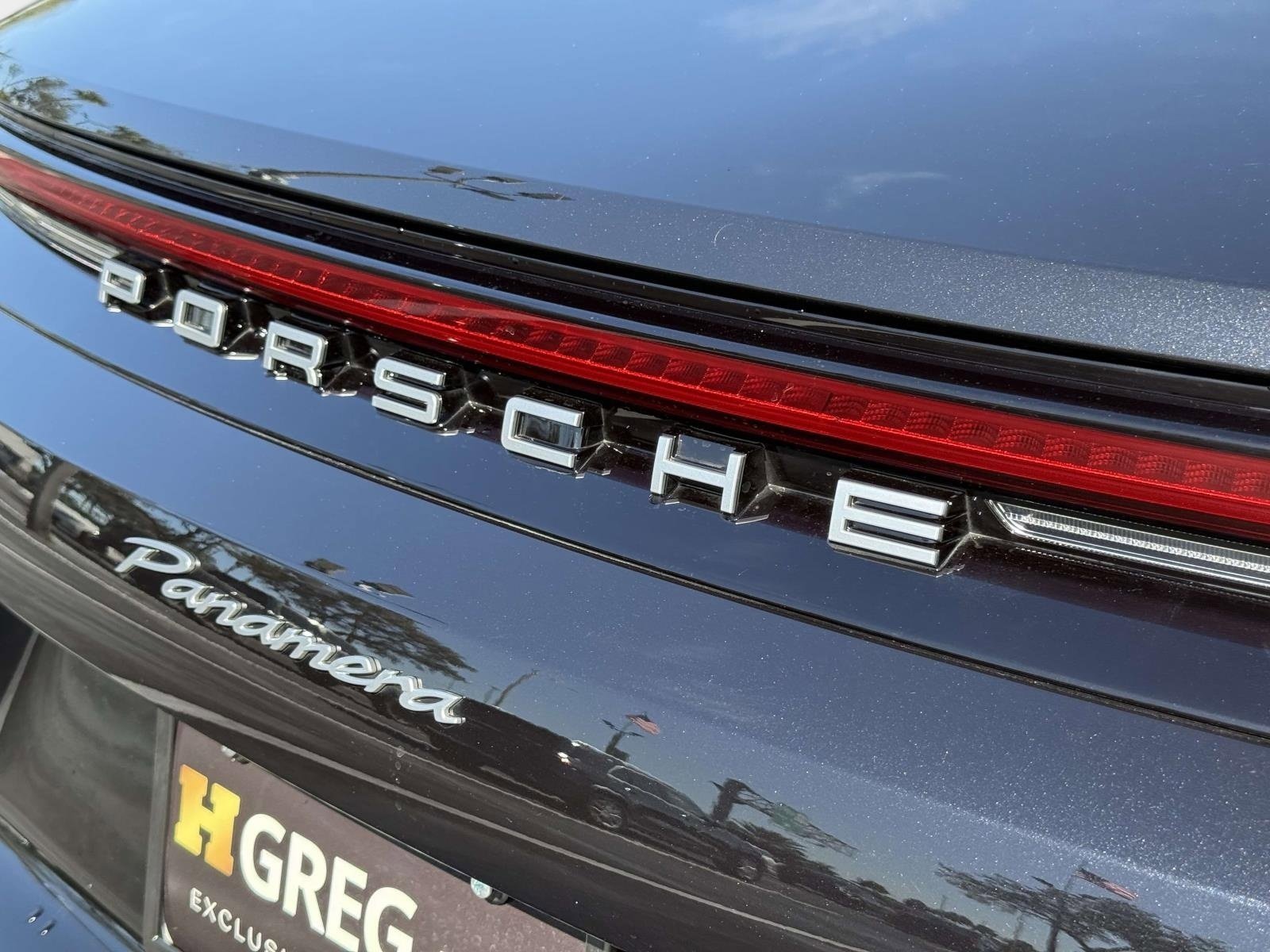 Used 2024 Porsche Panamera image 17