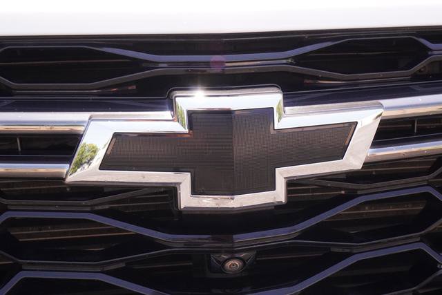 Used 2023 Chevrolet Traverse Premier w/ Redline Edition FWD image 39
