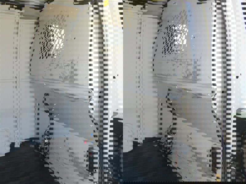 Used 2014 Chevrolet Express 2500 image 11