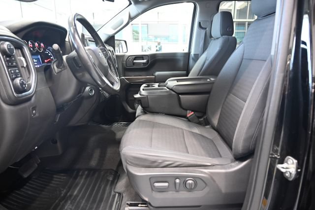 Used 2022 Chevrolet Silverado 1500 RST w/ Bed Protection Package AWD/4WD image 10