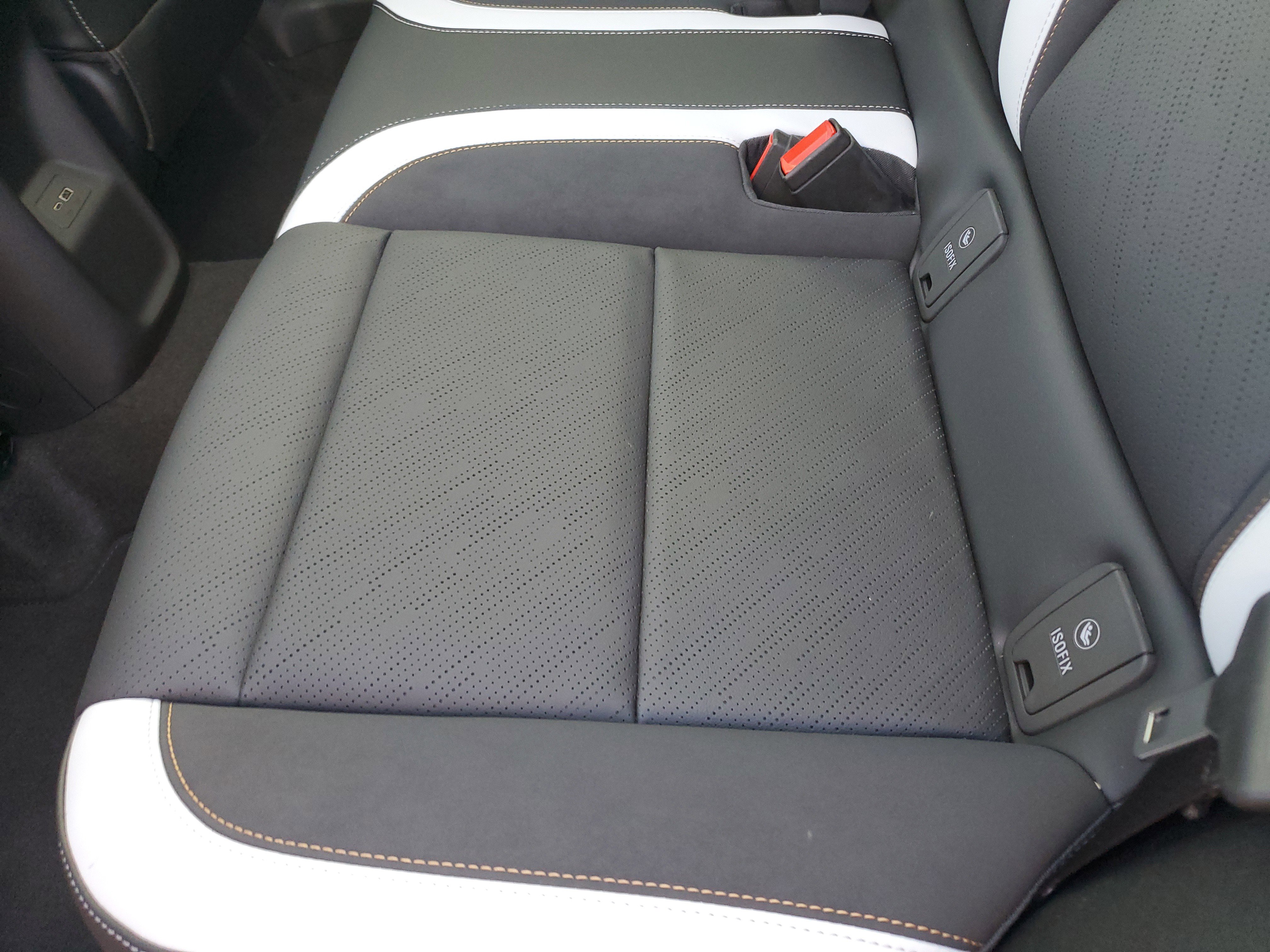 New 2025 Buick Envision Sport Touring image 32