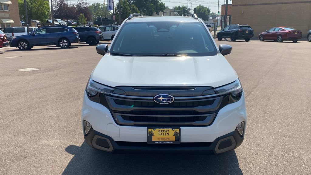 Used 2025 Subaru Forester Limited image 2