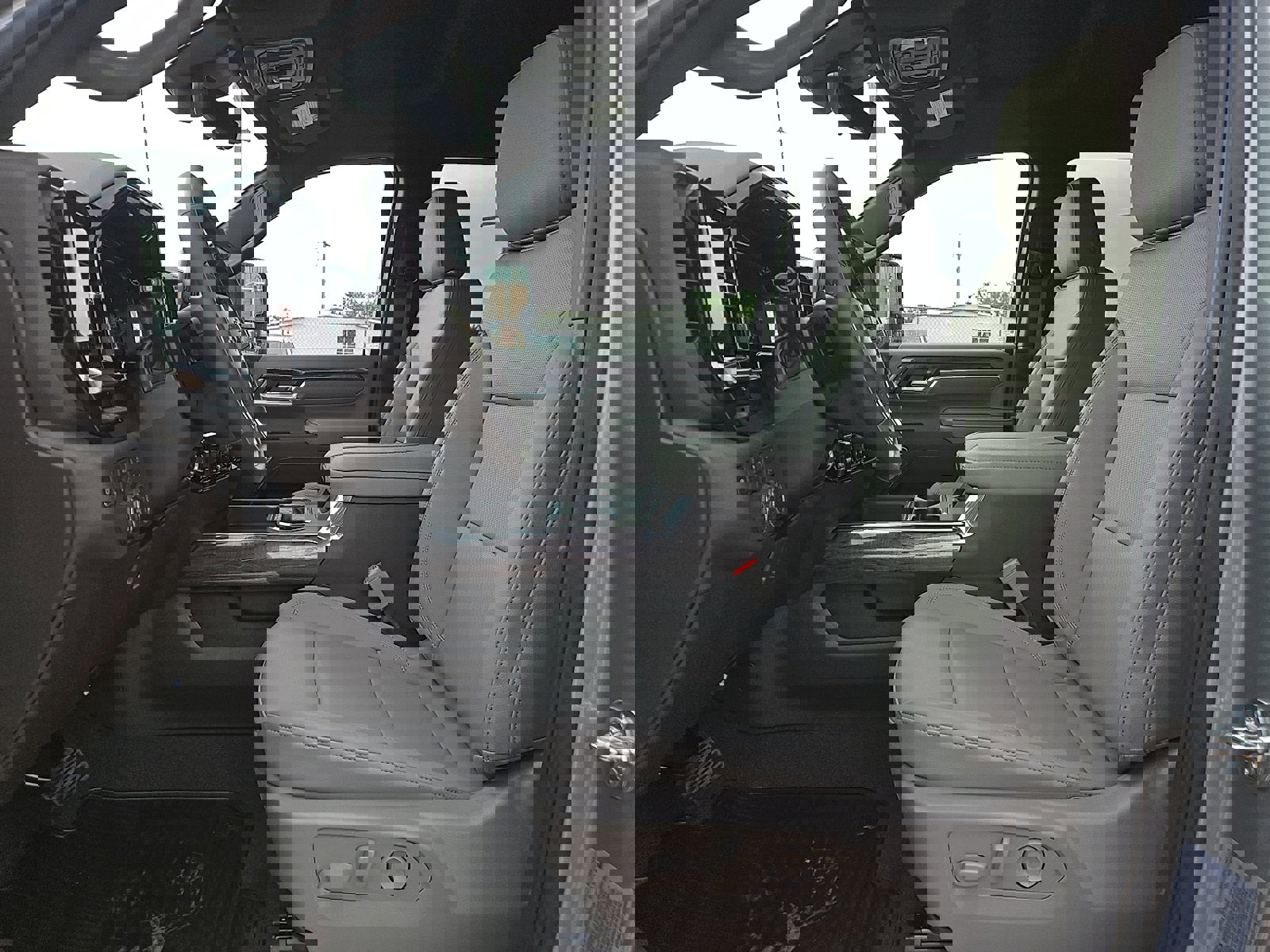 New 2026 Chevrolet Silverado 2500 LTZ w/ LTZ Premium Package image 15