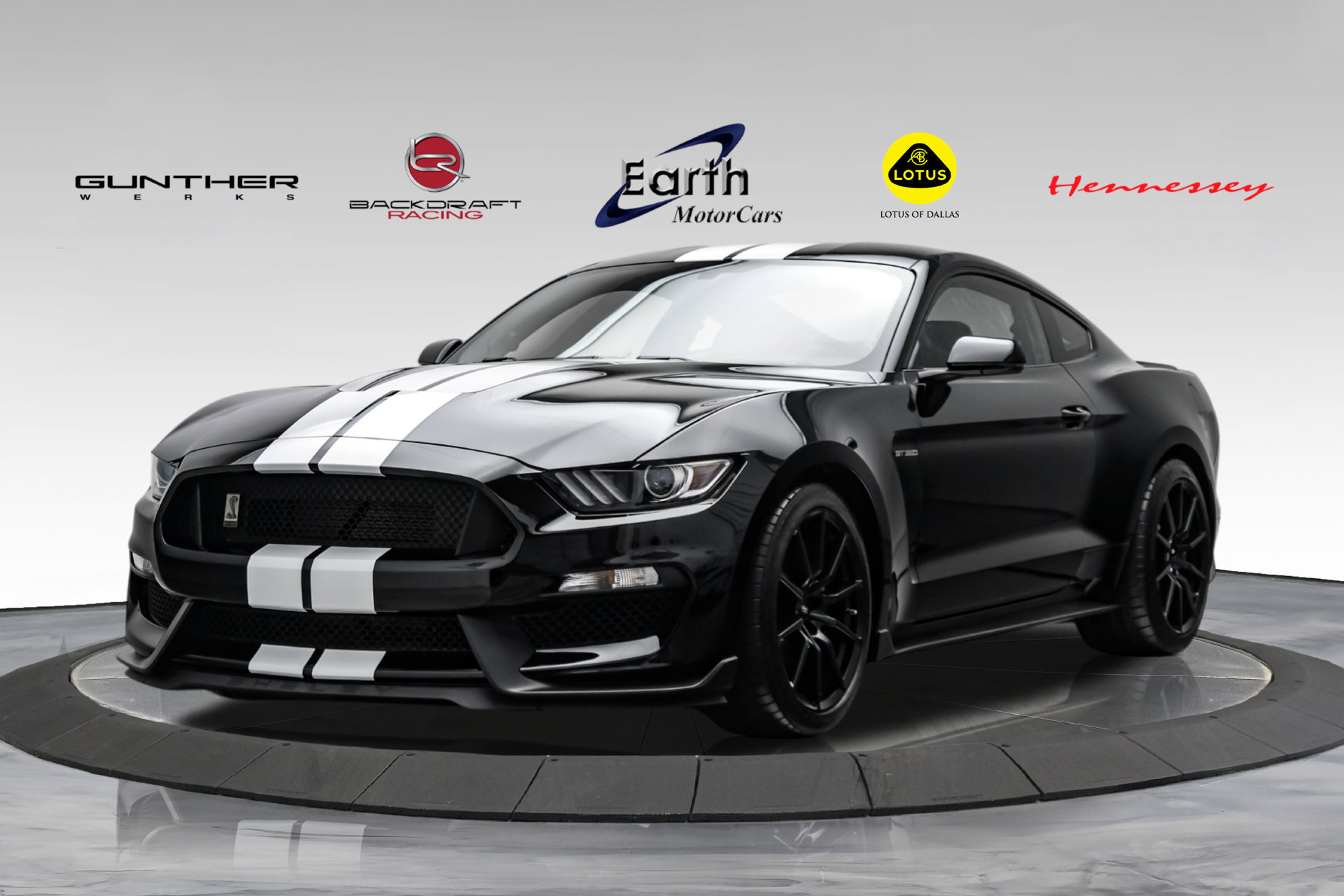 Used 2015 Ford Mustang Shelby GT350 RWD image 1