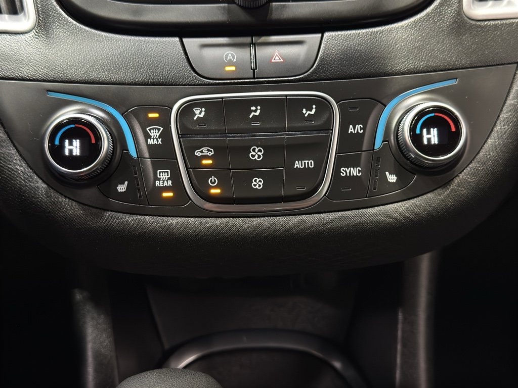 Used 2025 Chevrolet Malibu LT image 28