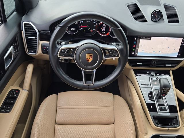 Used 2022 Porsche Cayenne image 14