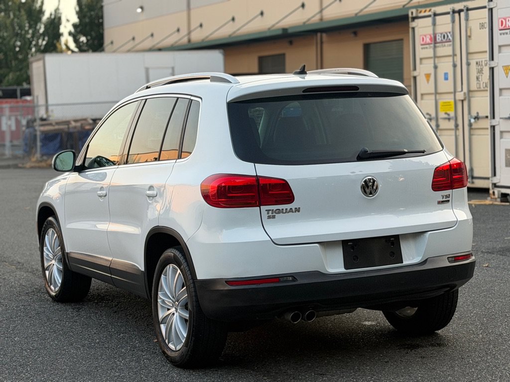 Used 2016 Volkswagen Tiguan SE AWD/4WD image 8