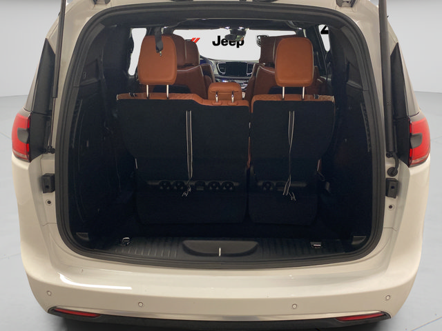 Used 2024 Chrysler Pacifica Pinnacle FWD image 31