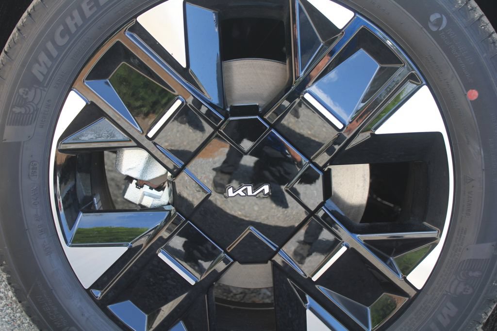 New 2027 Kia Sportage SX FWD image 18