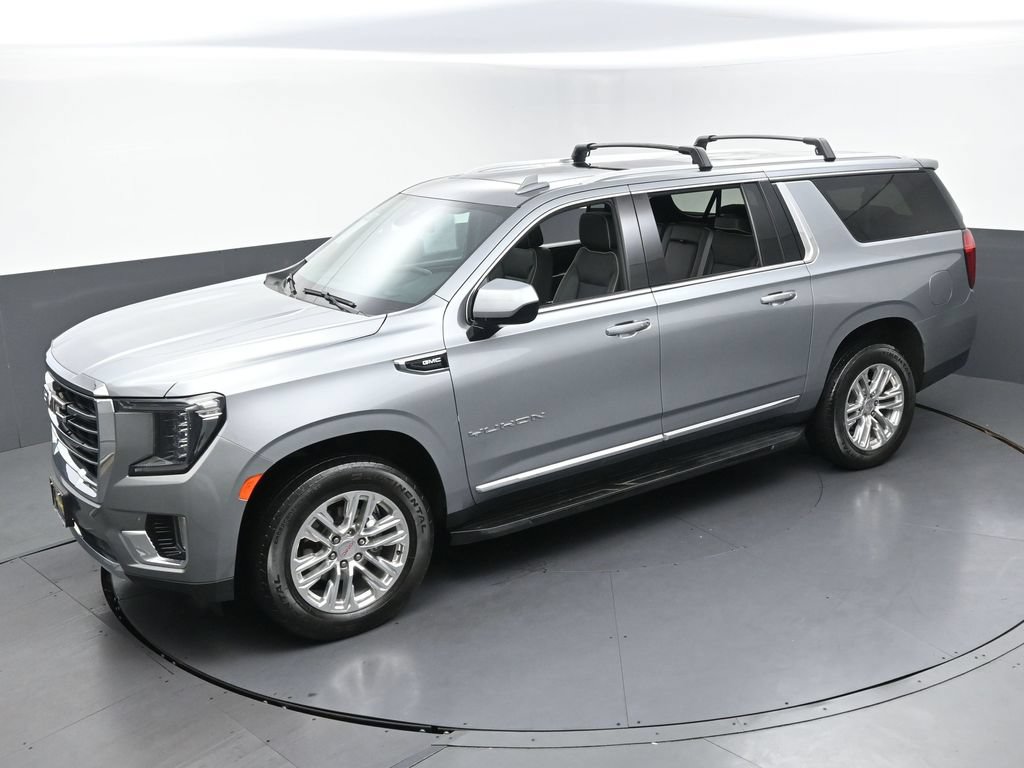 Used 2023 GMC Yukon XL SLT AWD/4WD image 4