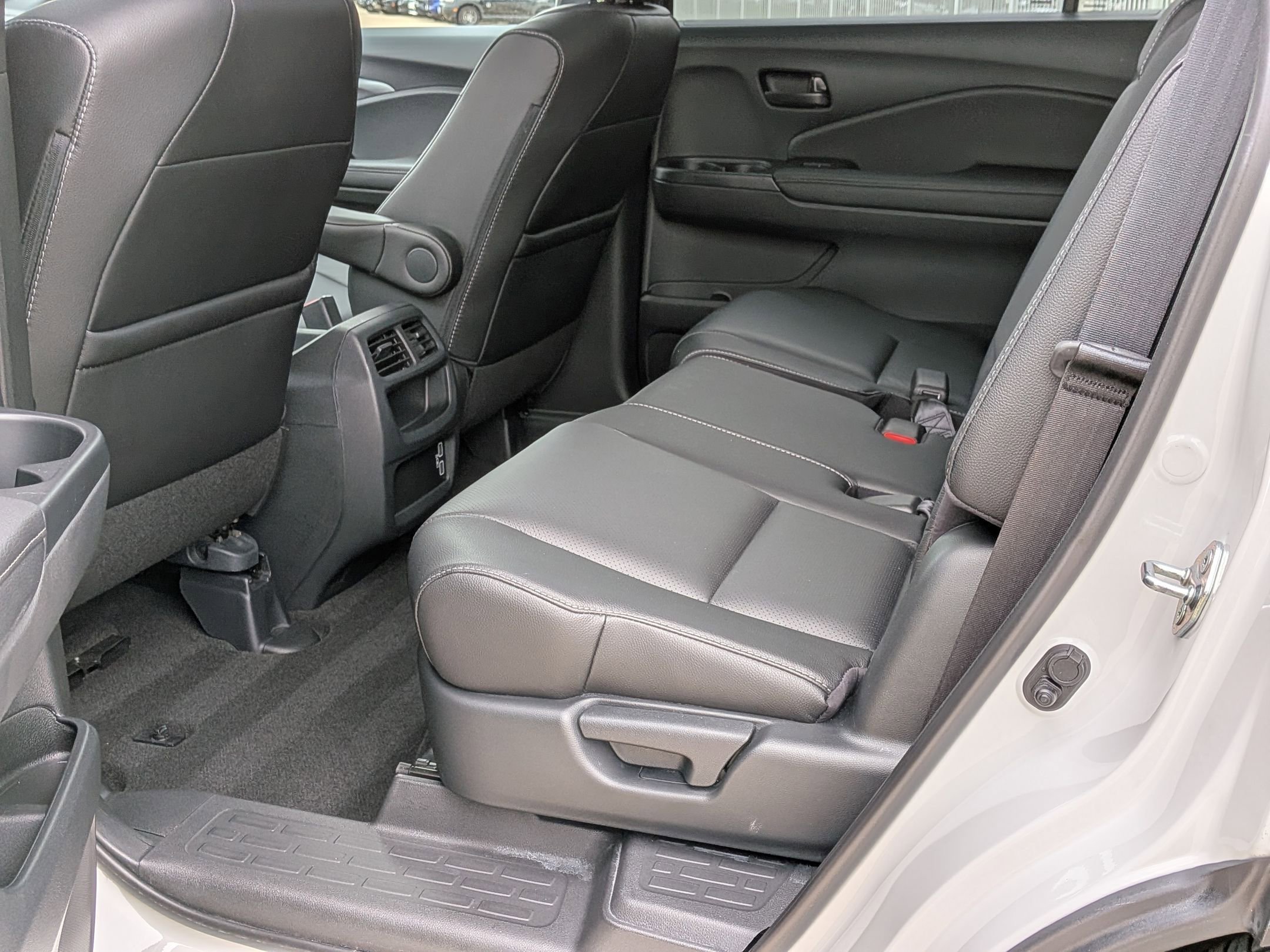 Used 2023 Honda Passport EX-L image 21