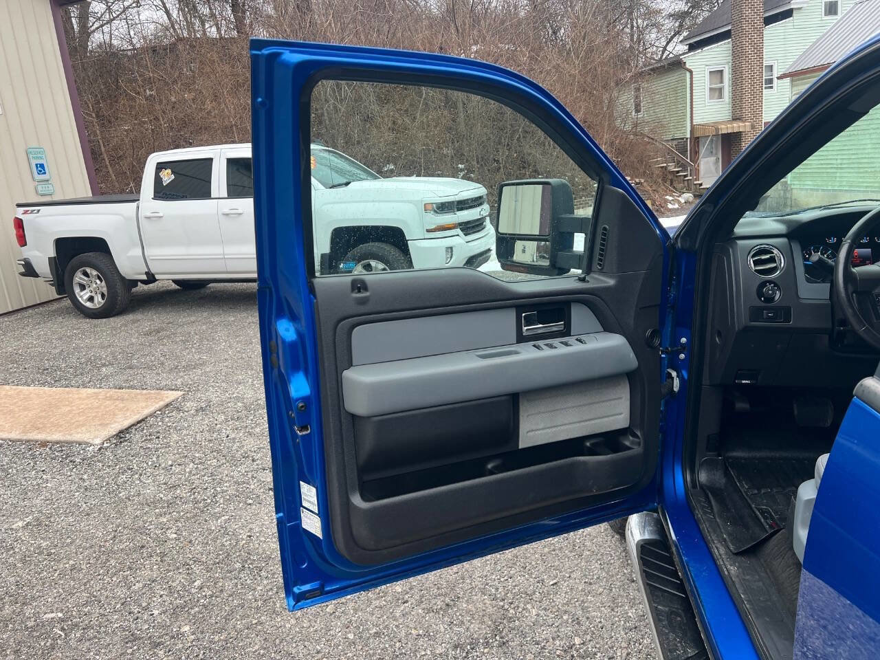 Used 2013 Ford F150 XLT w/ Luxury Equipment Group image 11