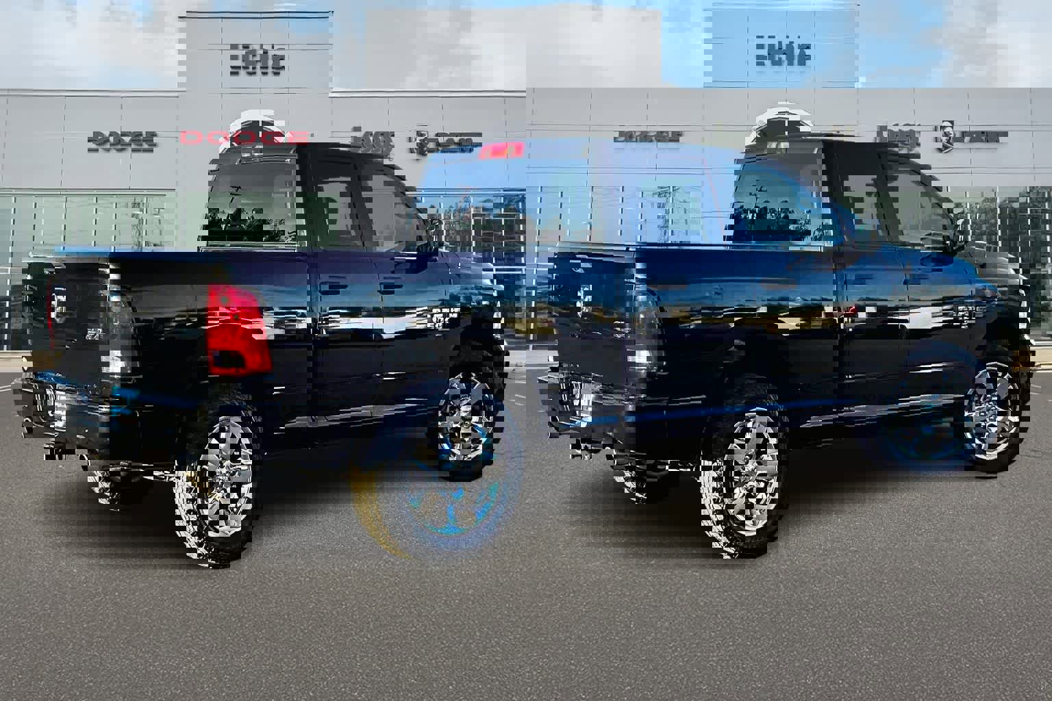 Used 2019 RAM 1500 Express w/ Express Value Package image 23