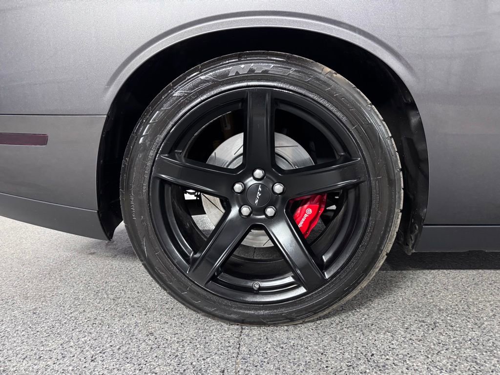 Used 2019 Dodge Challenger SRT Hellcat w/ Alcantara Appearance Package RWD image 11