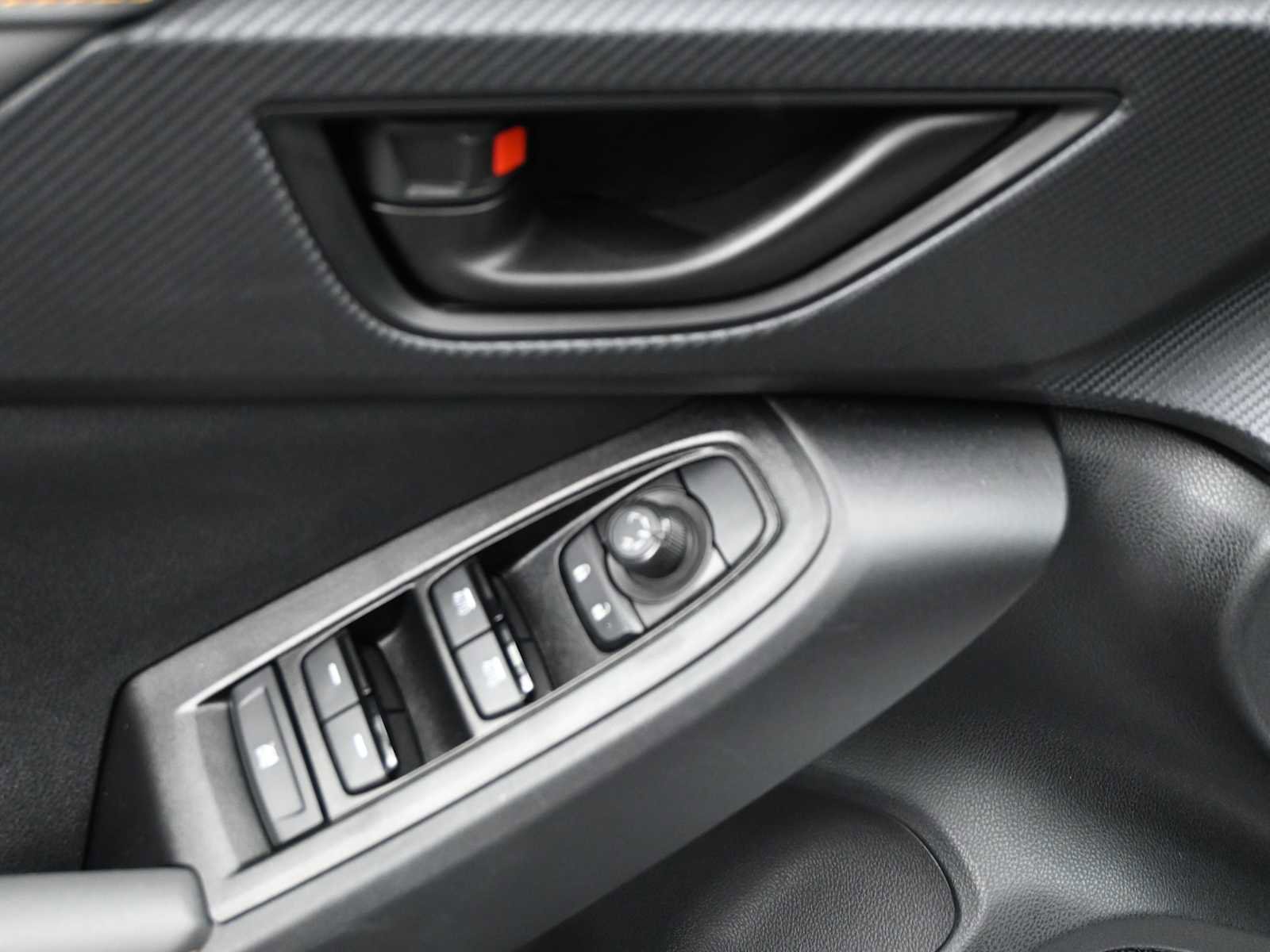 Used 2025 Subaru Crosstrek 2.5i Wilderness w/ Wilderness Package AWD/4WD image 8