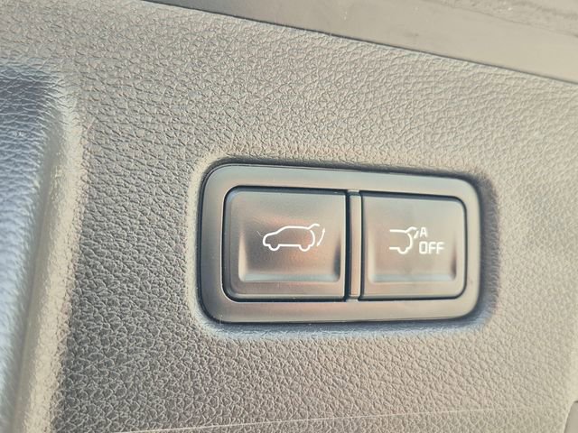 Used 2025 Kia Telluride EX w/ EX Captain's Chair Package image 5