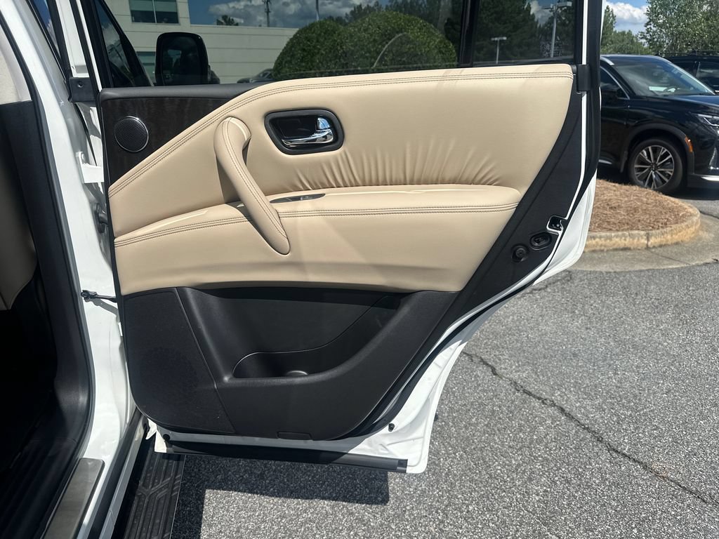 Used 2024 Nissan Armada Platinum w/ Captain's Chairs Package RWD image 14