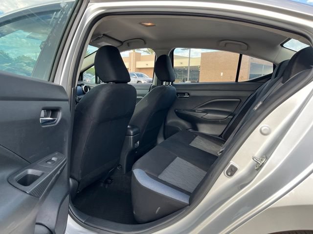 Used 2025 Nissan Versa SV FWD image 12