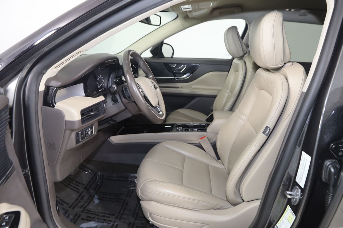 Used 2020 Lincoln Corsair AWD w/ Equipment Group 101A image 12