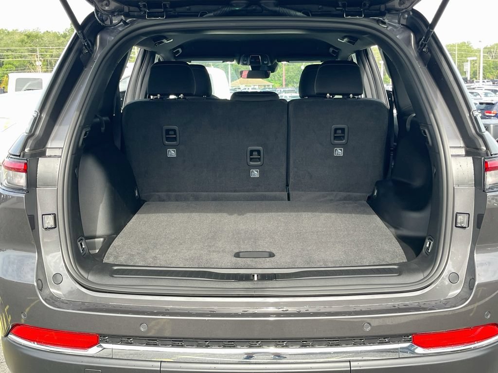 New 2026 Jeep Grand Cherokee 4WD image 23