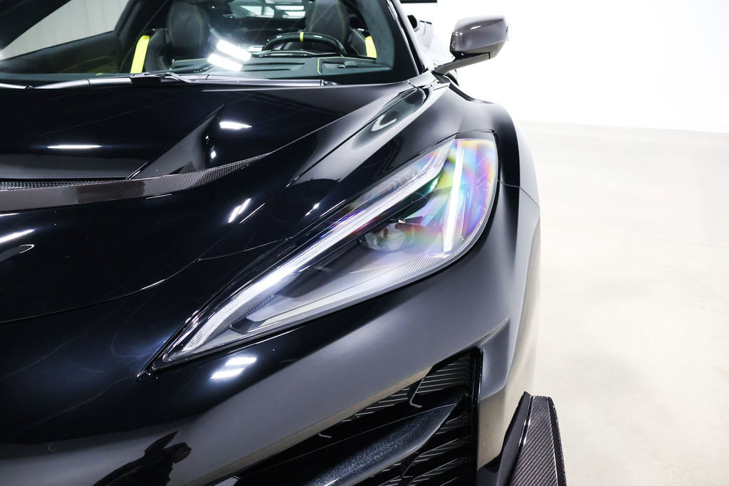 Used 2026 Chevrolet Corvette ZR1 w/ ZR1 Carbon Fiber Aero Package image 99