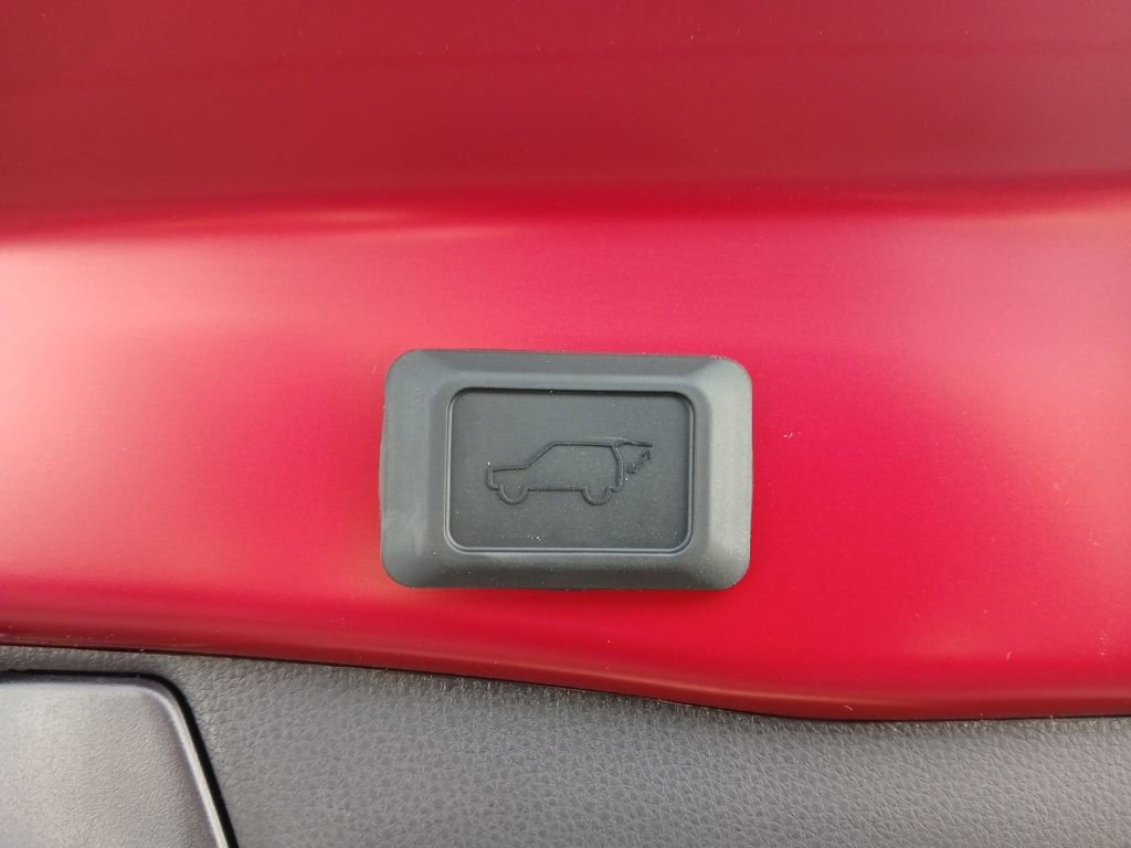 New 2025 Toyota RAV4 XLE image 11