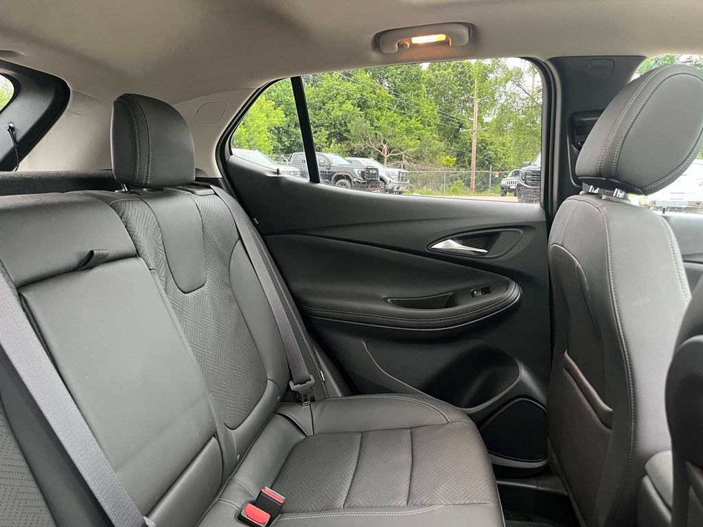 Used 2023 Buick Encore GX Essence w/ Advanced Technology Package FWD image 39