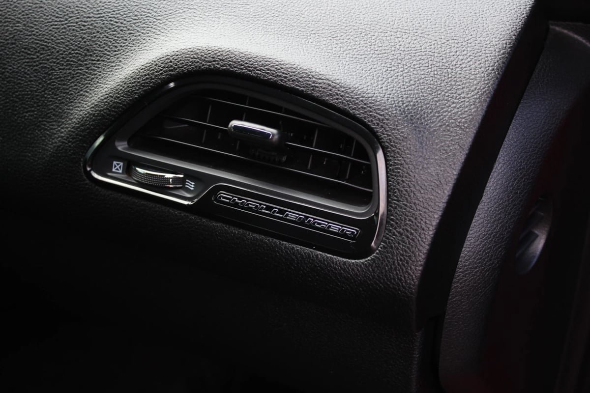 Used 2019 Dodge Challenger SXT RWD image 23
