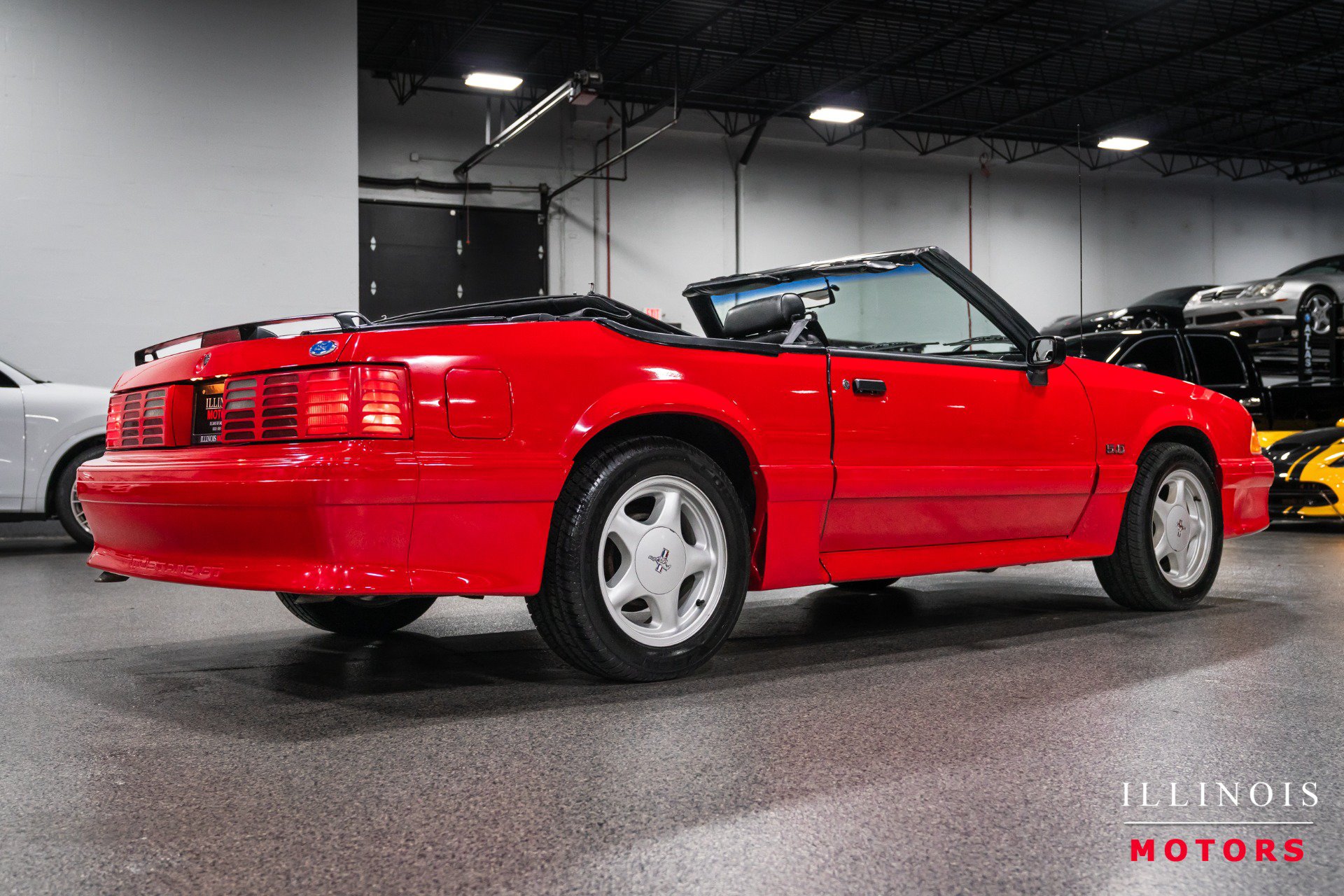 Used 1991 Ford Mustang GT RWD image 5