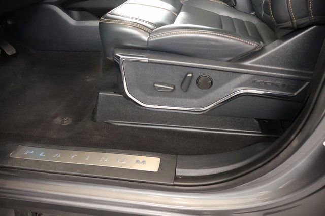 Used 2023 Ford F350 Platinum AWD/4WD image 12