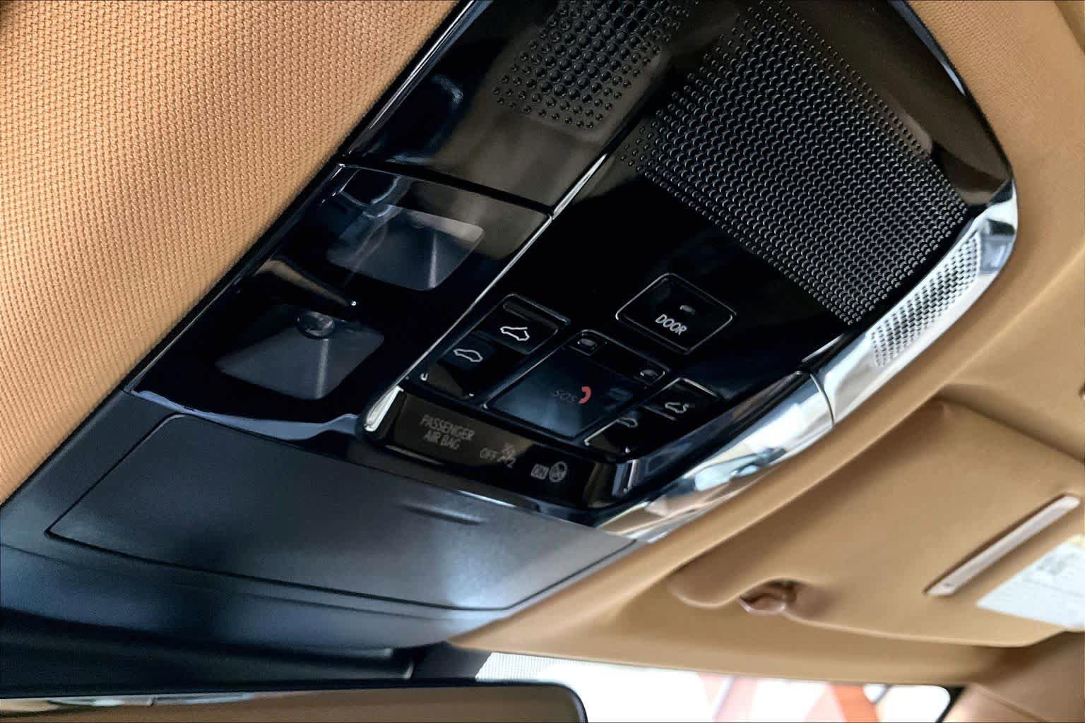Used 2025 Lexus NX 350h AWD w/ Premium Package image 33