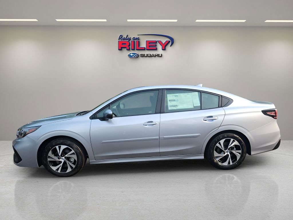 Used 2025 Subaru Legacy Premium image 2