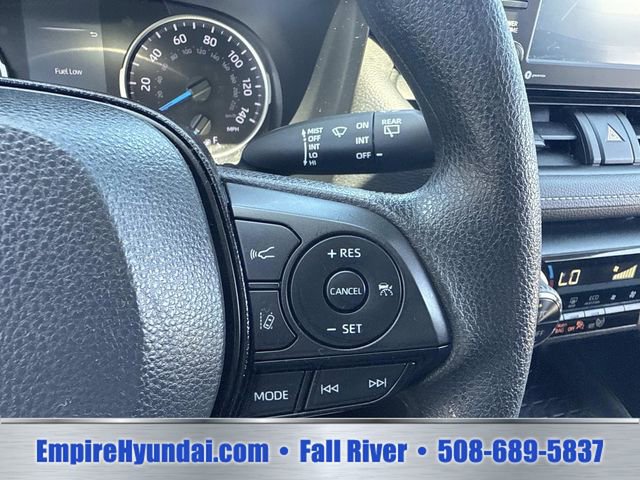Used 2020 Toyota RAV4 LE AWD/4WD image 30
