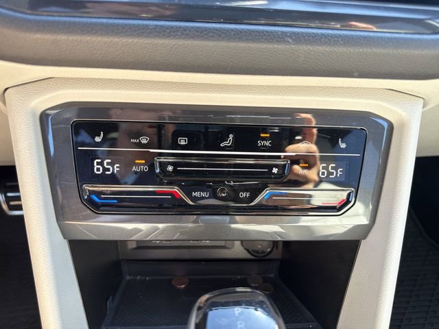 Used 2024 Volkswagen Tiguan SE R-Line image 21