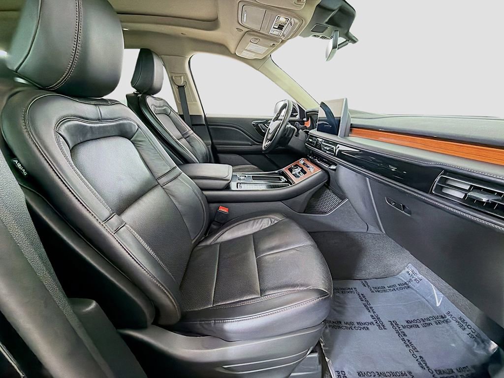 Used 2024 Lincoln Aviator Reserve AWD/4WD image 23