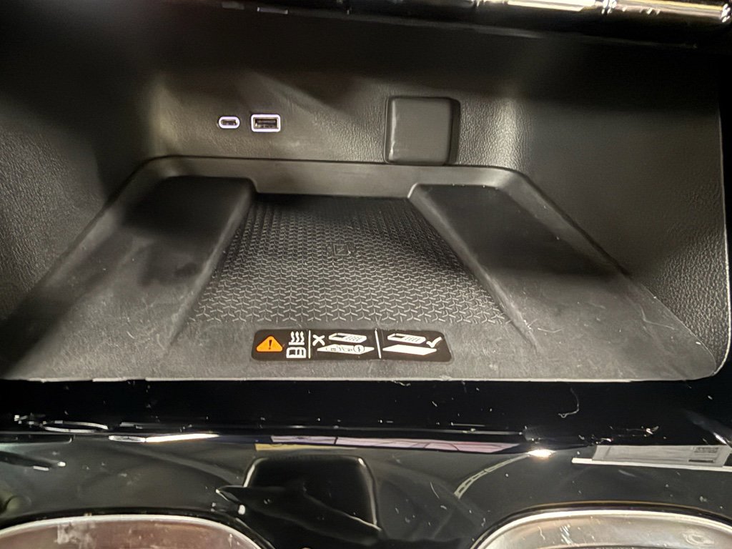 Certified 2024 Chevrolet Traverse LT w/ Enhanced Driving Package image 38