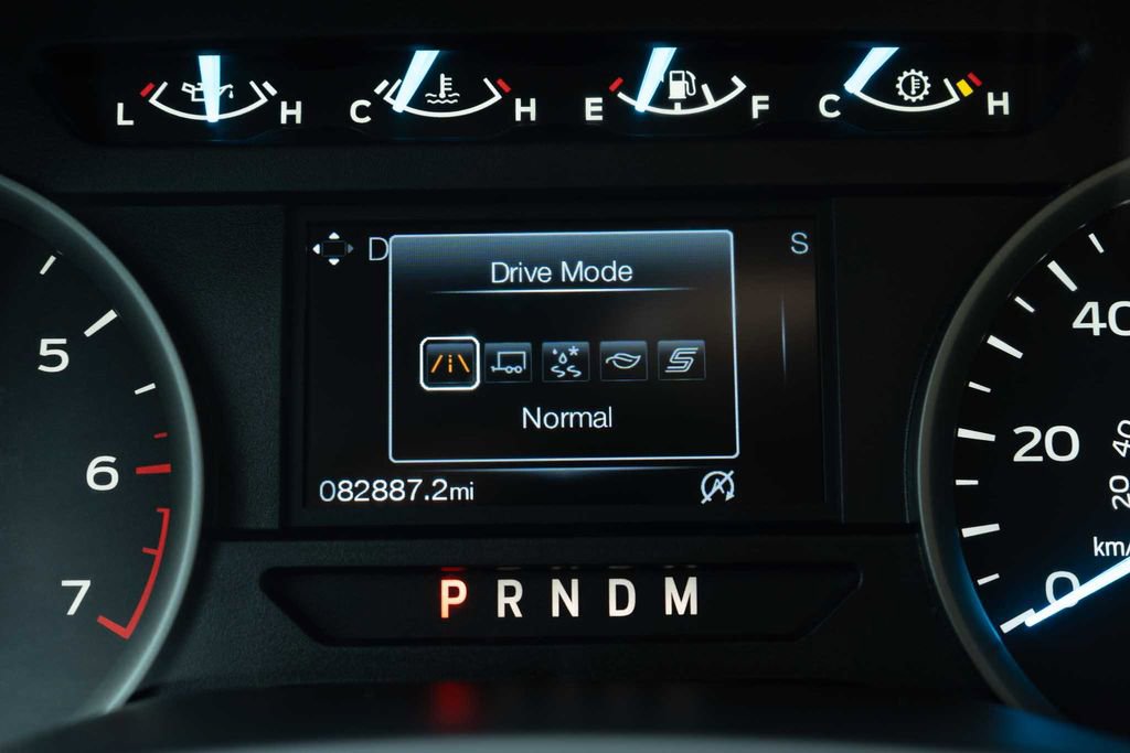 Used 2019 Ford F150 XLT w/ Equipment Group 302A Luxury image 26