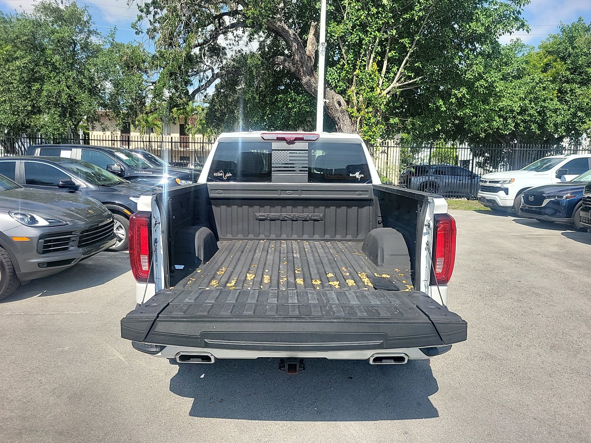 Used 2023 GMC Sierra 1500 Denali w/ Denali Reserve Package AWD/4WD image 13