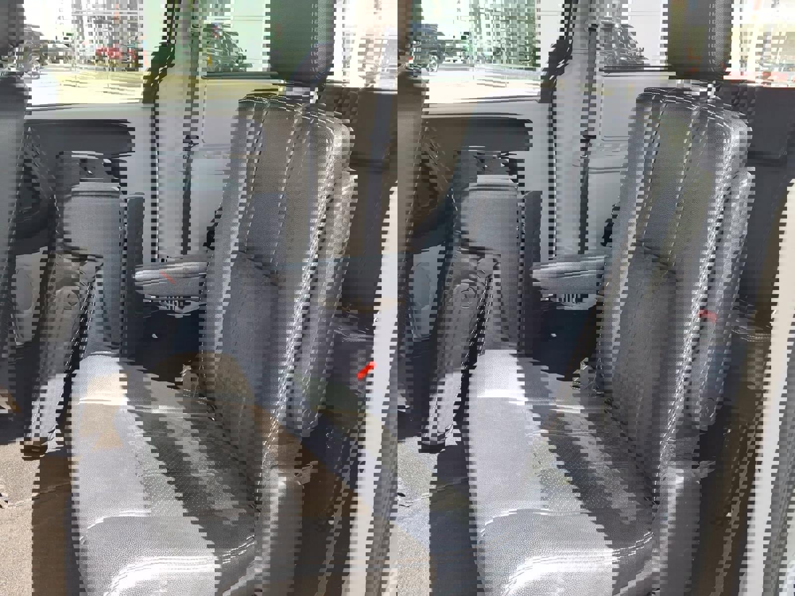 Used 2017 Dodge Grand Caravan SXT image 15