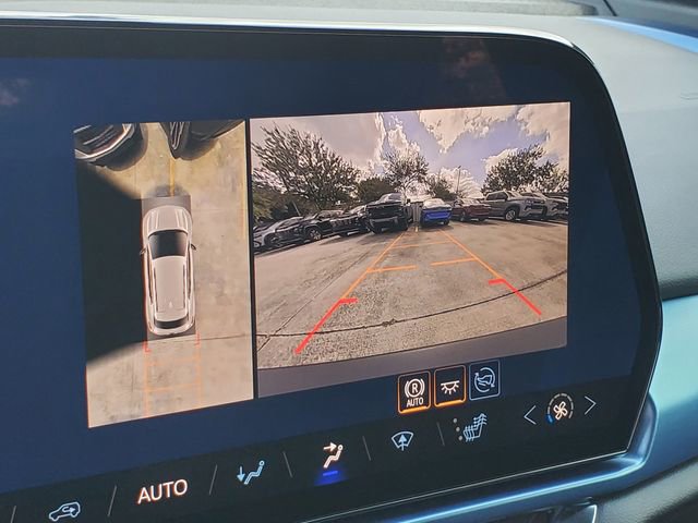 New 2026 Chevrolet Equinox EV LT image 12