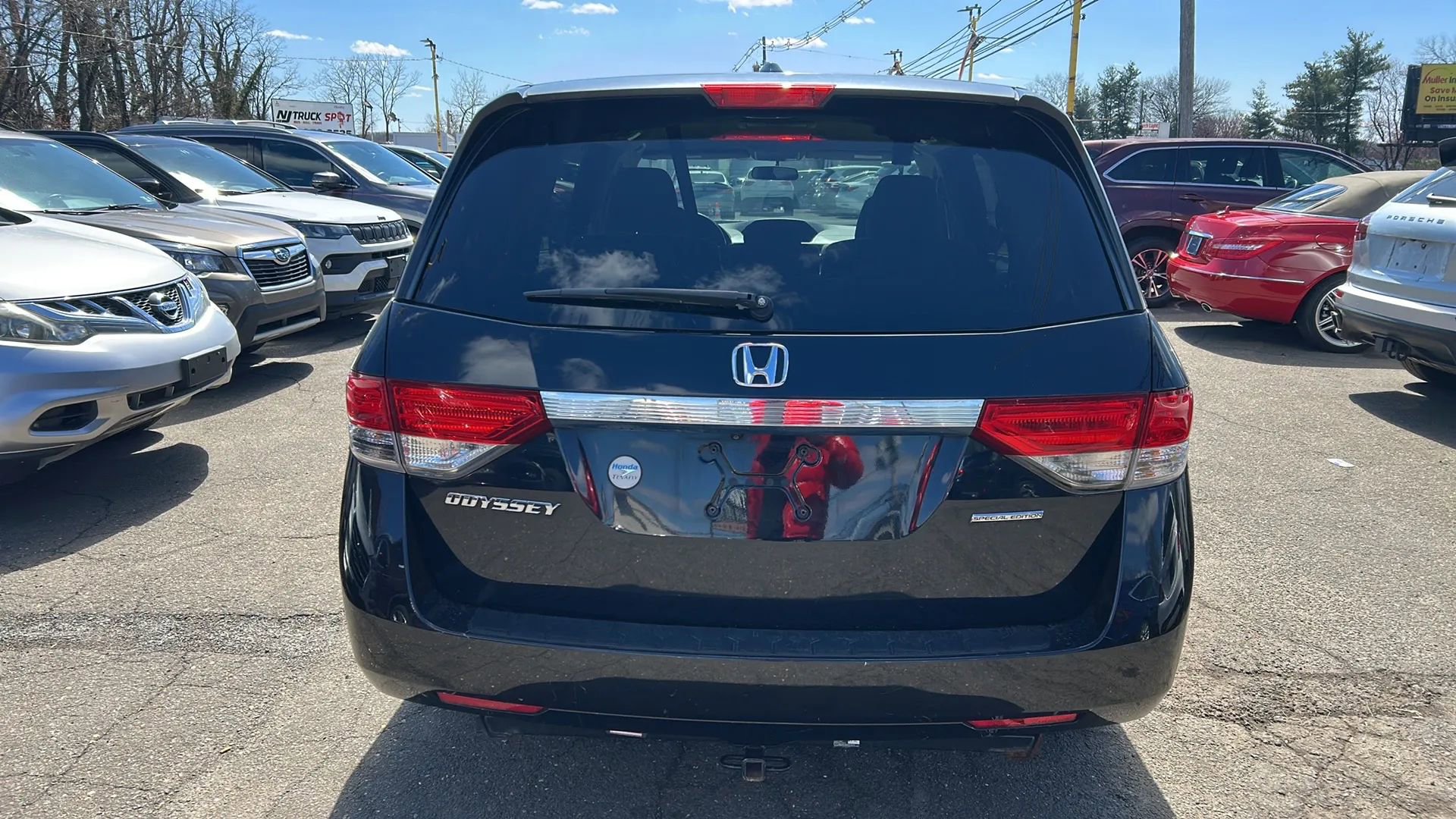 Used 2016 Honda Odyssey SE image 6