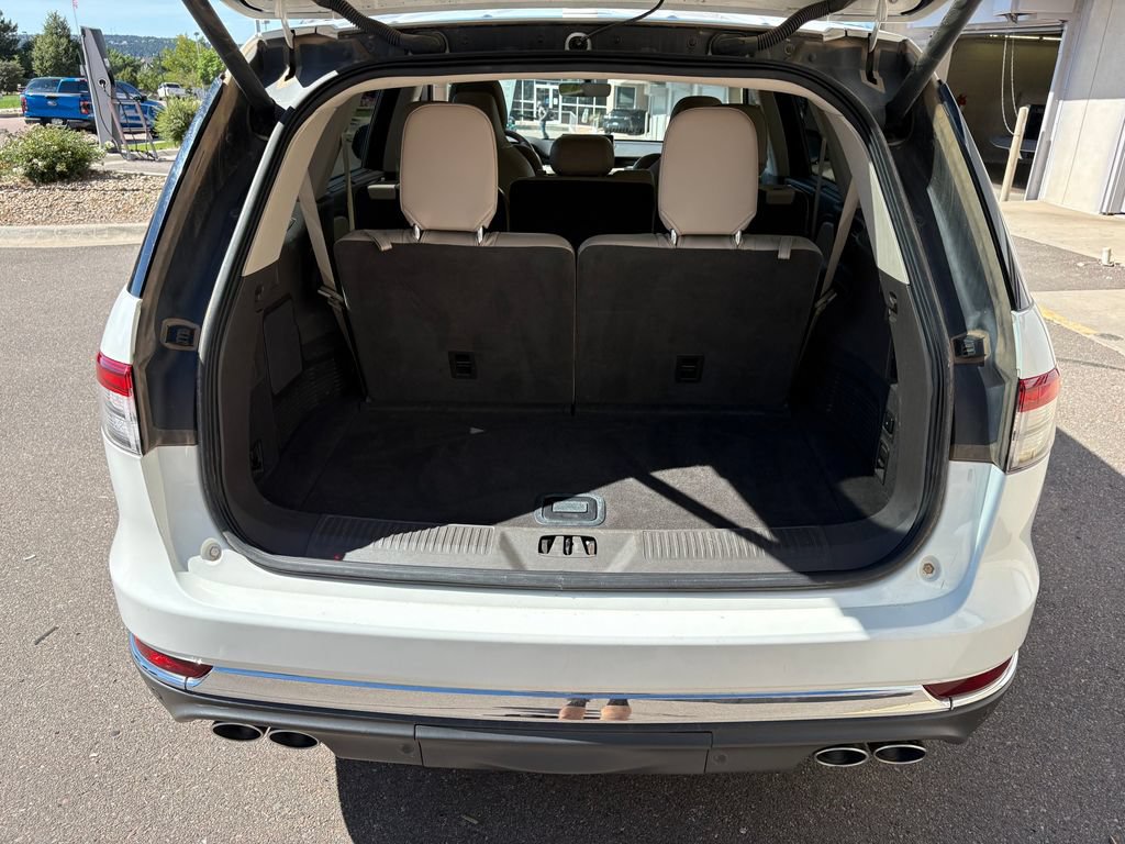 Used 2020 Lincoln Aviator Reserve w/ Equipment Group 202A AWD/4WD image 27